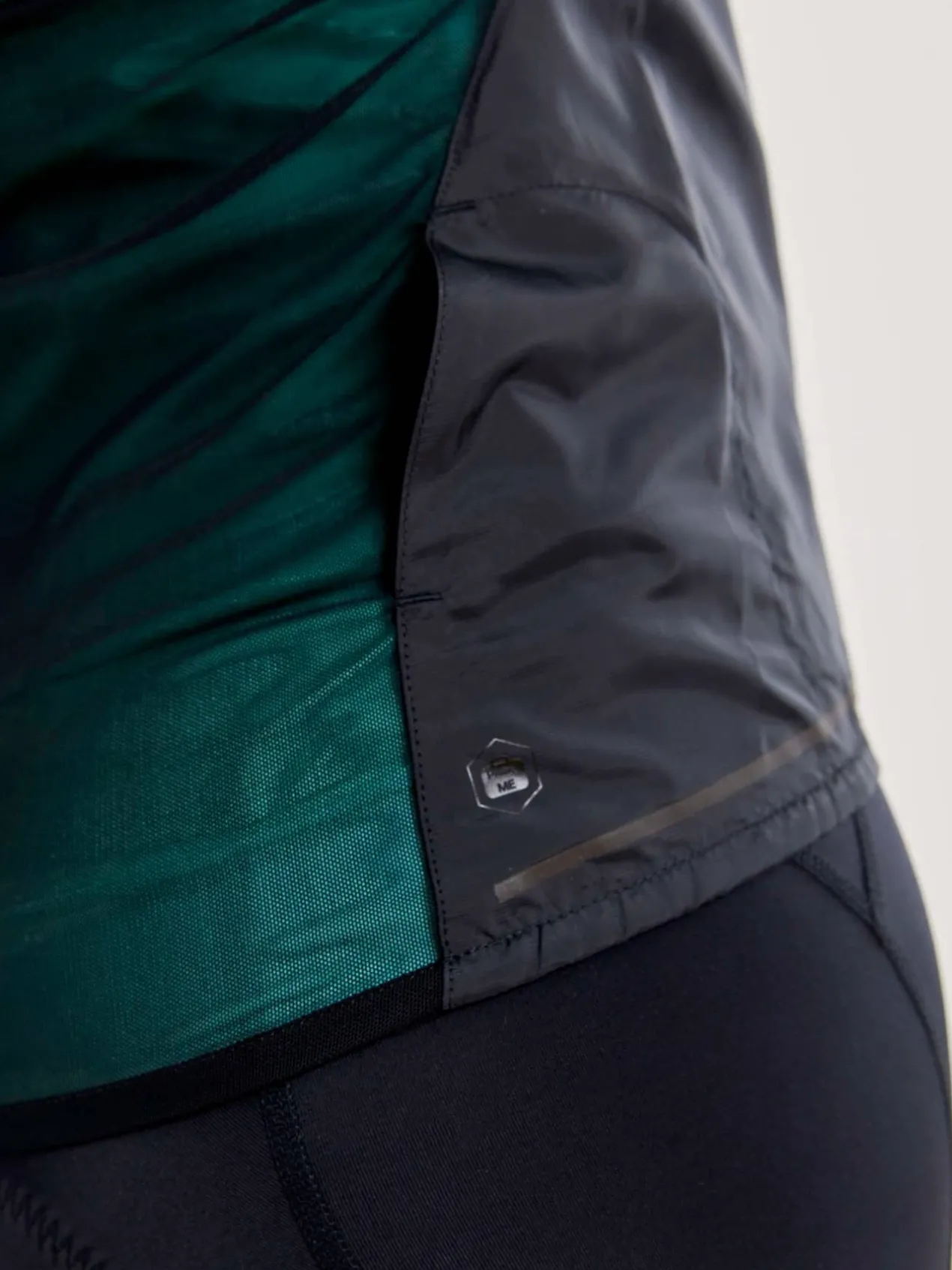 ADV Essence Light Wind Vest W*Craft Sportswear Online