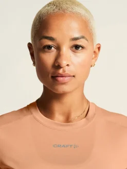 ADV Essence SS Tee 2 W*Craft Sportswear Hot