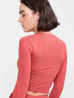 ADV Tone Cropped Top W*Craft Sportswear Hot